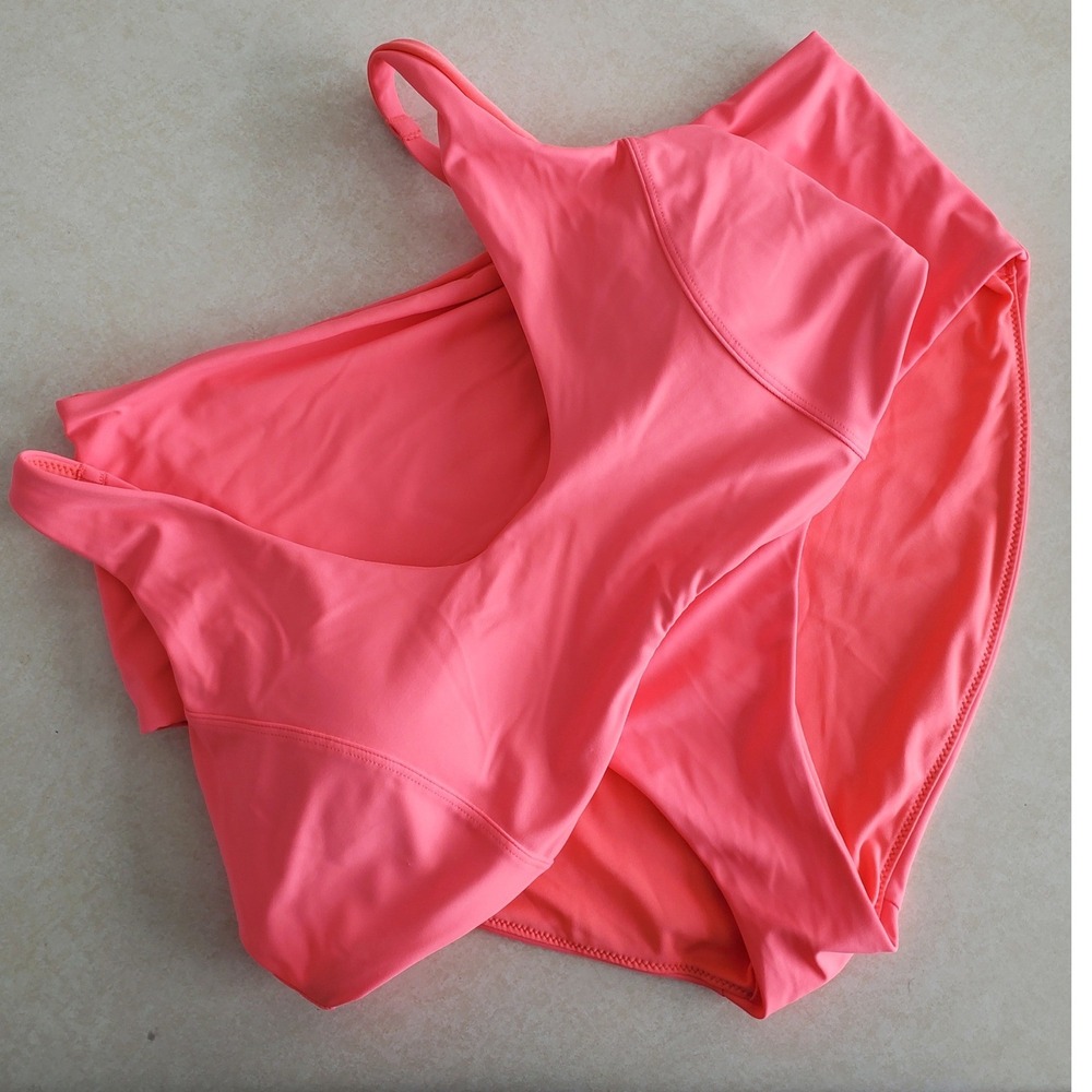 Fabletics Bikini Top Pink Underwire Adjustable Straps Beach Pool Large
